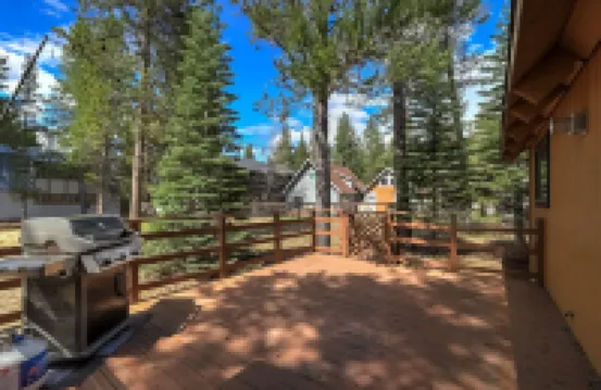 Christmas Valley Chalet Tahoe Adventure Awaits!