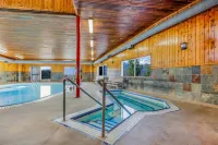 Days Inn by Wyndham Golden - Hot Tub