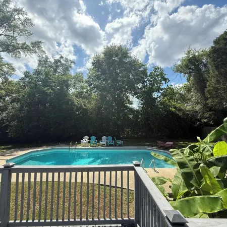 3-bedroom house with pool in hometown Dothan.