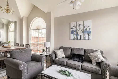 Beautifully renovated 4 bedroom home w/ fireplace