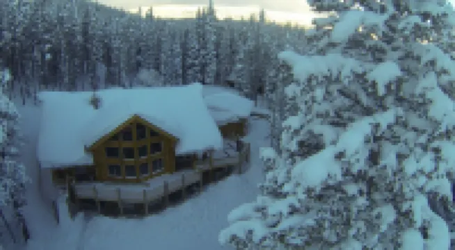 Luxurious Log Cabin, 4 Master Suites Romantic Winter Escape with Mountain View!
