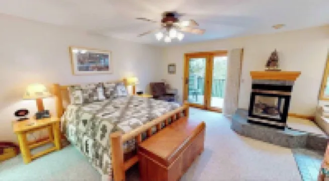 Superior Sanctuary on Lake Superior. Just 6 mi from Lutsen Mountain ski resort!