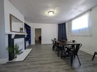 Spacious 6-bedroom house in Evansville