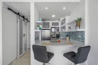 Welcome to the Elegance  with this unique Ocean Front Studio, with Beach access