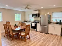 2Br Ski Retreat – Sleeps 7 w/ Private Entrance