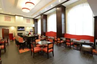 Hampton Inn & Suites Albany at Albany Mall - breakfast
