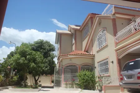 Furnished Flat with a private Swimming pool