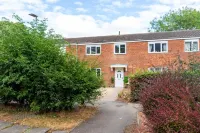 3Bed Luxury House in Stevenage Hertfordshire  Short Lets Hotels near St. Andrew & St. George