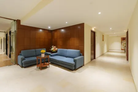 The Platinum Hotel