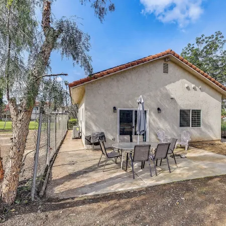 Peaceful Riverside Home w/ Patio, 7 Mi to Downtown