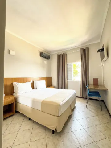 伊利亞波爾查特酒店 聖維森特酒店