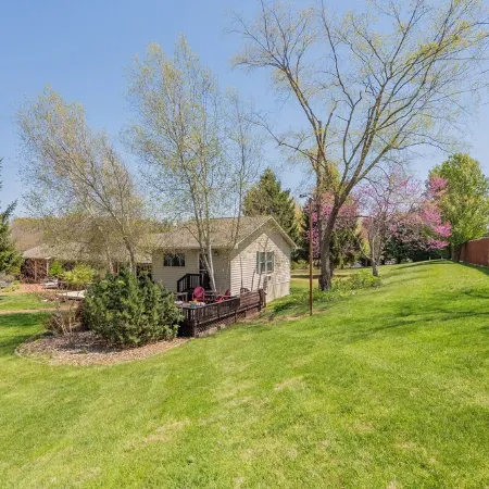 Find your Happy Place at our Country Cottage!!