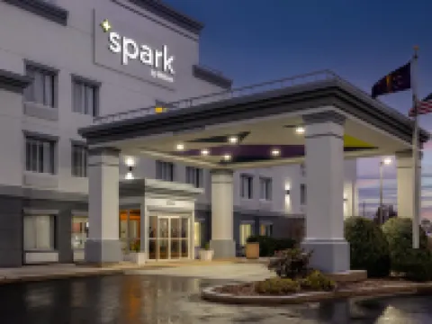 Spark by Hilton Evansville East, IN Hotels in Vanderburgh County