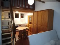 Studio with large terrace and air conditioning - Near university and city center