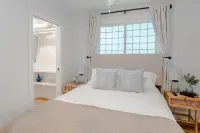 NEW 1 Bedroom Coastal Retreat in the heart of Mount Pleasant