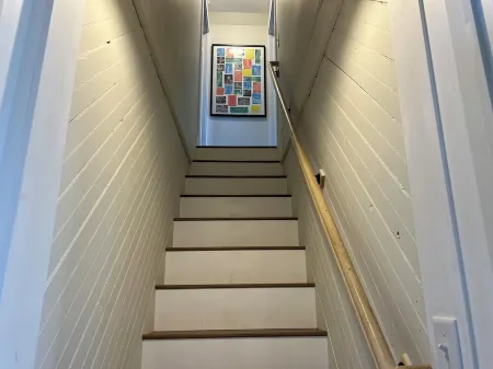 Spacious 5-bedroom farmhouse in lovely Omena, MI with AC, WiFi & lake views