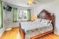Walkable Beach Retreat on Chesapeake Bay! - Homestays