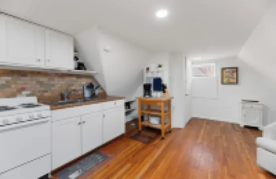 Cozy studio with WiFi and AC in amazing Wichita