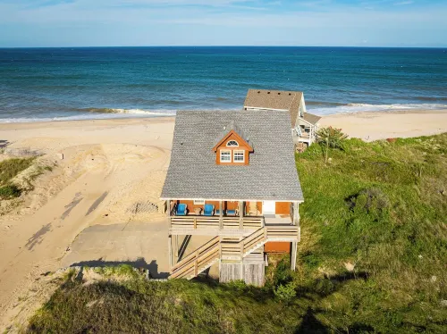 Pet-Friendly Oceanfront 5Br with Hot Tub