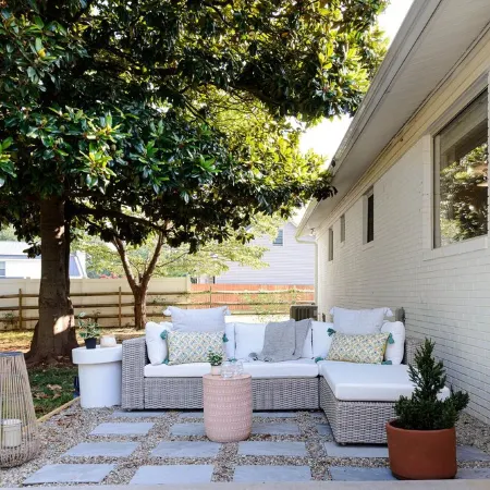 3Bed/2Bath home with new interior design, & backyard Oasis. Minutes to the lake!