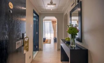 The Apartments, Dubai World Trade Centre