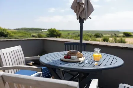 Ideal location between Solva and St. Davids. Large garden with views of the bay. Отели в г. Сент-Дейвидс