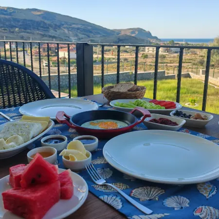 Rigani Gökçeada (+14)