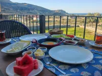 Rigani Gökçeada (+14) - Bữa sáng