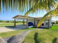 Beach house in Panama city Punta Barco Viejo Hotels in San Carlos