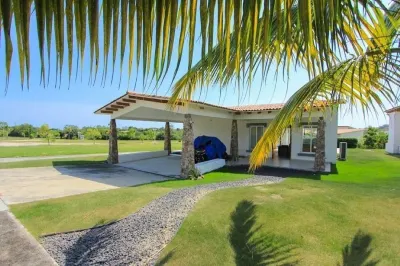 Beach house in Panama city Punta Barco Viejo Hotel in zona Costa Esmeralda