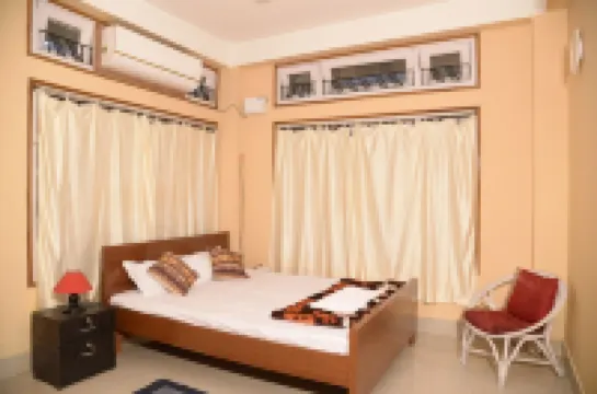 Spacious Homestay amidst Nabagraha Hills Hotel a 