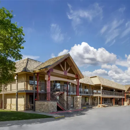 Best Western Plus High Country Inn