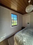 Unique Cottage/Rural Retreat! surrounded in wildlife /close to Local attractions فنادق في 