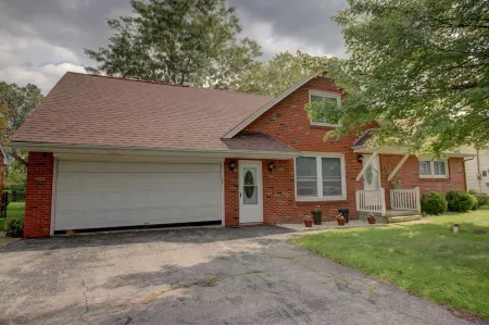 Cozy Stylish Apartment very close to Highmark Stadium