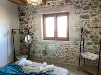 Meraki - Cara luxury apartment with sea views Hotels in Foinikas