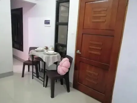 Rijhanel Apartelle Unit 3 Отели рядом с достопримечательностью «Маунт-Си Онелофт»