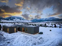 Yellowstone Valley / Hot Tub, Fireplace, Mountain View