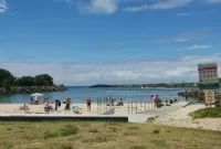 Spacious Stylish Coastal Escape Hotels in Tuncurry