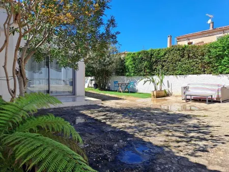 Chambre Indépendante + Salle D'eau à 1,5 km de la Plage des Lecques
