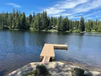 3-bedroom lakefront cabin with WiFi, AC and a private dock.  Bring the family!