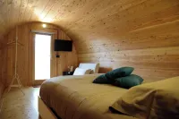 Rifugio DiVino Dormire in Una Botte Glamping Nella Tenuta Vitivinicola Các khách sạn ở Rieti