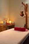 Chira Meadows Ecoresort, Dapoli - spa
