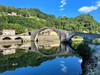 Tuscan villa for 8 people with pool near Lucca. Hotels in Borgo a Mozzano