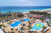 Iberostar Waves Gaviotas Park - Beach