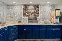 AmericInn by Wyndham Bismarck