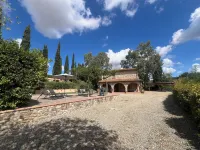 Holiday house with private pool and fenced garden - 부티크