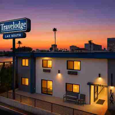 Travelodge by Wyndham LAX Hotel Exterior