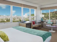 Queen Kapiolani Hotel Hotels near Waikīkī Shell