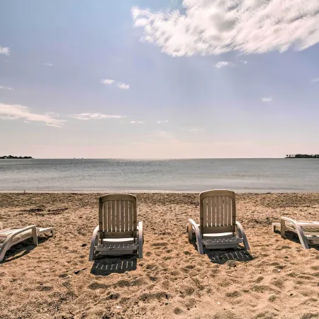 Beachfront Connecticut Retreat w/ Views!