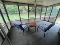 Charming 3-bedroom house with AC, WiFi in lovely Lilburn Hotel a Mountain Park